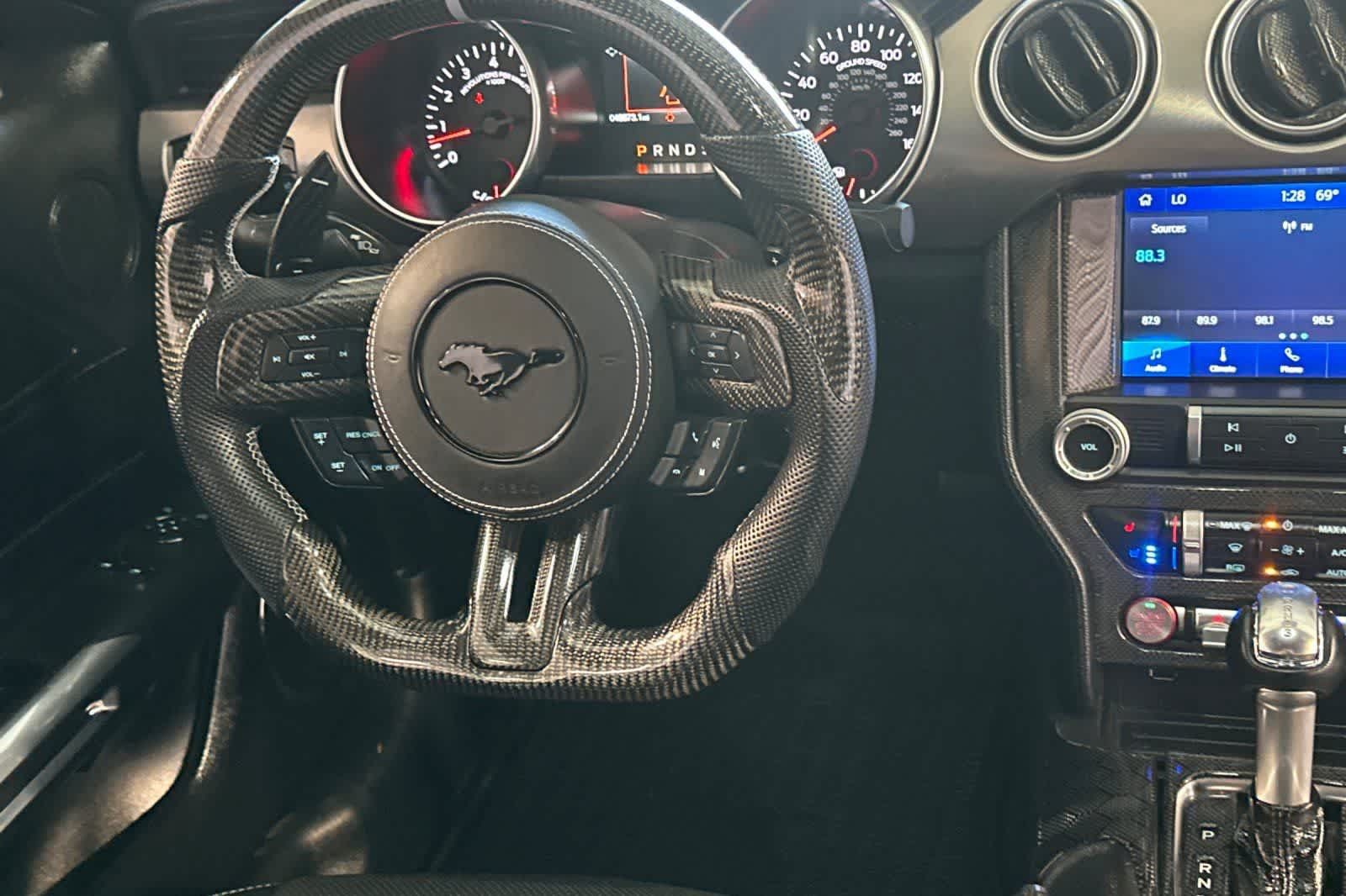 Used 2022 Ford Mustang GT Premium RWD image 15