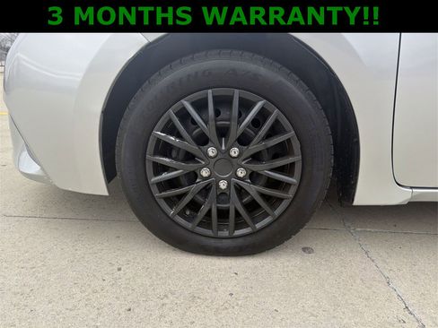 Used 2016 Toyota Corolla LE image 32