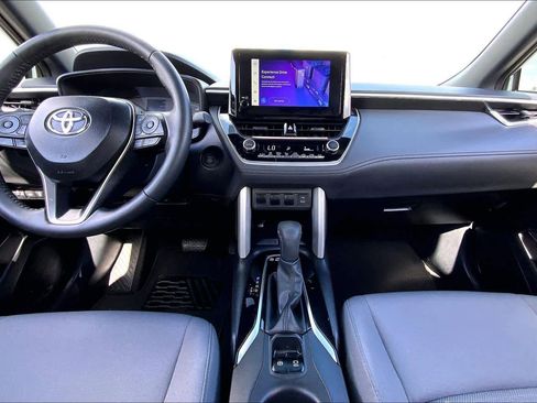 Used 2024 Toyota Corolla Cross AWD Hybrid image 15