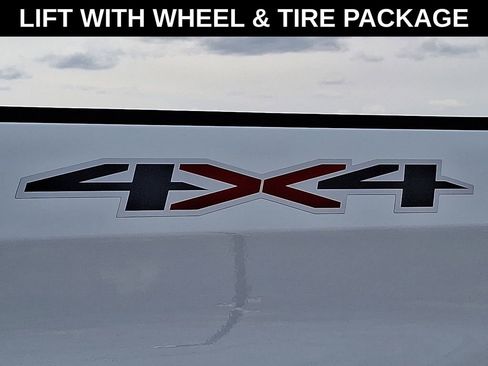 Used 2022 Chevrolet Silverado 1500 RST AWD/4WD image 31