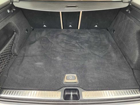 Used 2022 Mercedes-Benz GLC 300 image 32