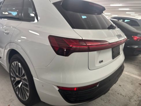 Used 2024 Audi Q8 e-tron Prestige w/ Prestige Package AWD/4WD image 10