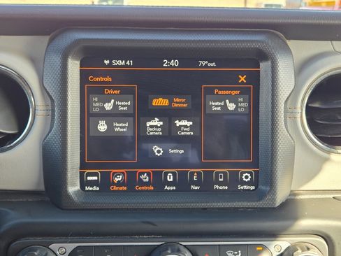 Used 2021 Jeep Gladiator Overland image 22