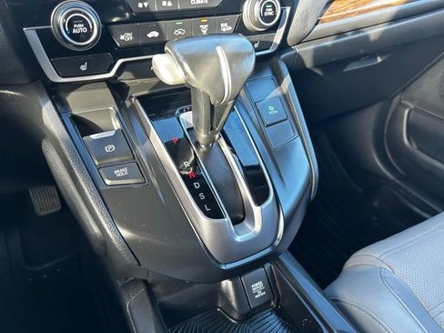 Used 2017 Honda CR-V Touring image 22