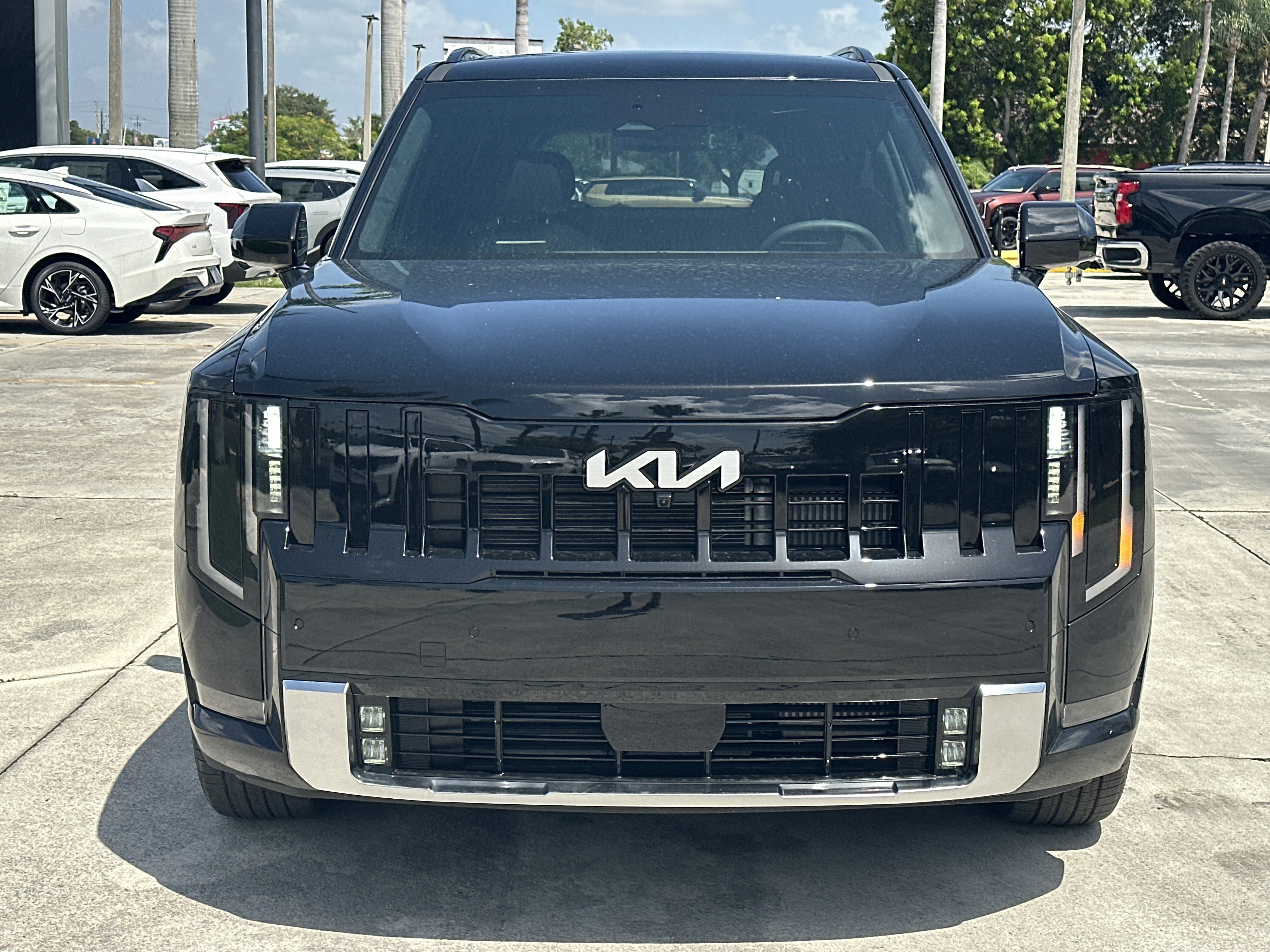 New 2027 Kia Telluride SX Prestige AWD/4WD image 3
