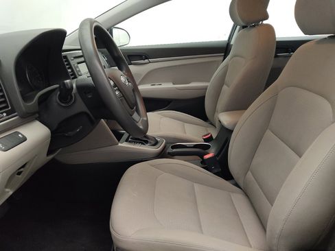 Used 2018 Hyundai Elantra SE FWD image 17
