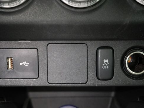 Used 2024 Mitsubishi Outlander Sport ES AWD/4WD image 19