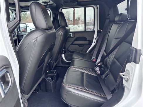 Certified 2022 Jeep Gladiator Overland image 25