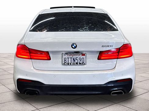 Used 2017 BMW 530i RWD image 7