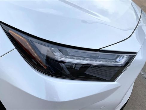 Used 2023 Toyota RAV4 Limited image 26