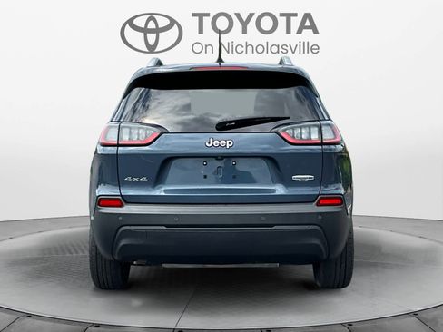 Used 2020 Jeep Cherokee Latitude Plus w/ Cold Weather Group AWD/4WD image 5