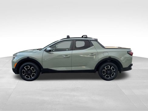 Used 2023 Hyundai Santa Cruz SEL Premium image 3