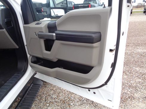 Used 2022 Ford F350 XLT w/ XLT Value Package image 59