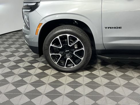 Used 2025 Chevrolet Tahoe RST image 10