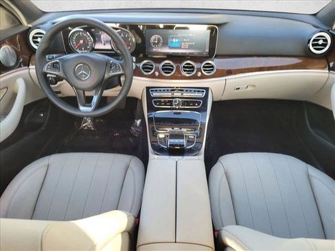 Used 2017 Mercedes-Benz E 300 E 300 Luxury image 19