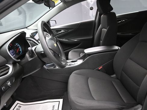 Used 2024 Chevrolet Malibu LT image 10