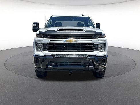 Used 2024 Chevrolet Silverado 2500 Custom w/ Custom Value Package AWD/4WD image 9