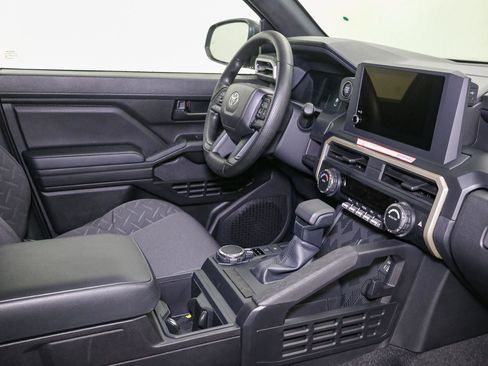New 2026 Toyota Tacoma SR AWD/4WD image 12