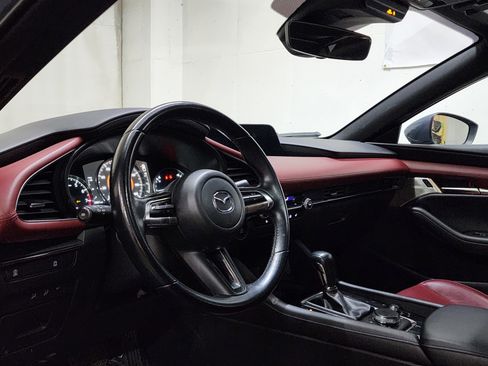 Used 2022 MAZDA MAZDA3 s image 13