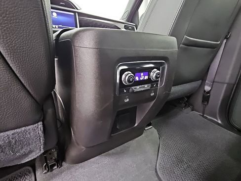 Used 2021 GMC Yukon XL Denali w/ Denali Premium Package image 36