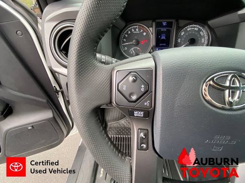 Certified 2020 Toyota Tacoma TRD Off-Road w/ TRD Premium Off Road Package AWD/4WD image 39