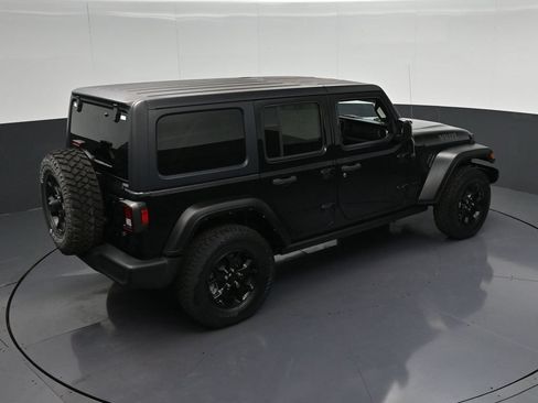 Used 2021 Jeep Wrangler Unlimited Sport AWD/4WD image 19