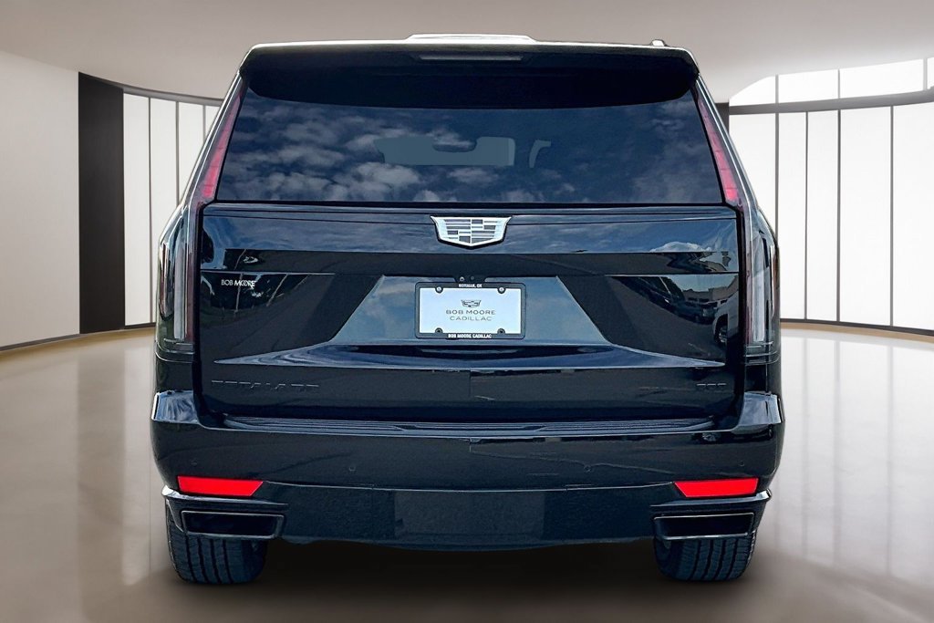 Used 2023 Cadillac Escalade Sport w/ LPO, ONYX Package AWD/4WD image 4