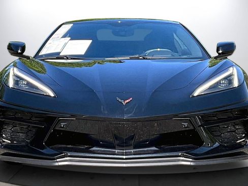 Used 2023 Chevrolet Corvette Stingray Premium Conv w/ Z51 Performance Package RWD image 3