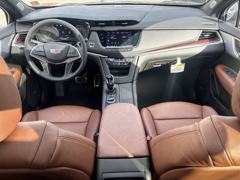 New 2025 Cadillac XT5 Sportv w/ Technology Package image 32