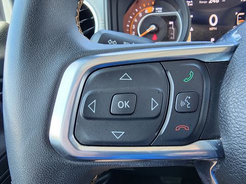 Used 2024 Jeep Wrangler Sahara image 20