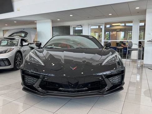 Used 2023 Chevrolet Corvette Stingray Premium Cpe w/ Z51 Performance Package RWD image 23