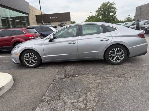 Used 2023 Hyundai Sonata SEL FWD image 1
