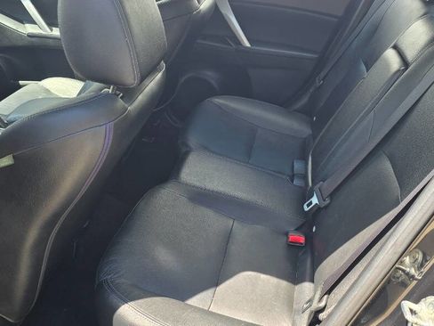Used 2012 MAZDA MAZDA3 i Grand Touring w/ Tech Pkg FWD image 9