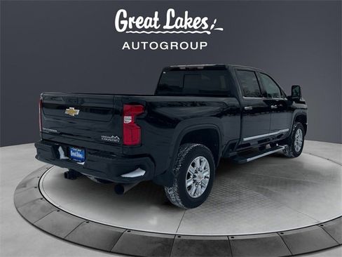 Used 2024 Chevrolet Silverado 2500 High Country w/ Technology Package image 5