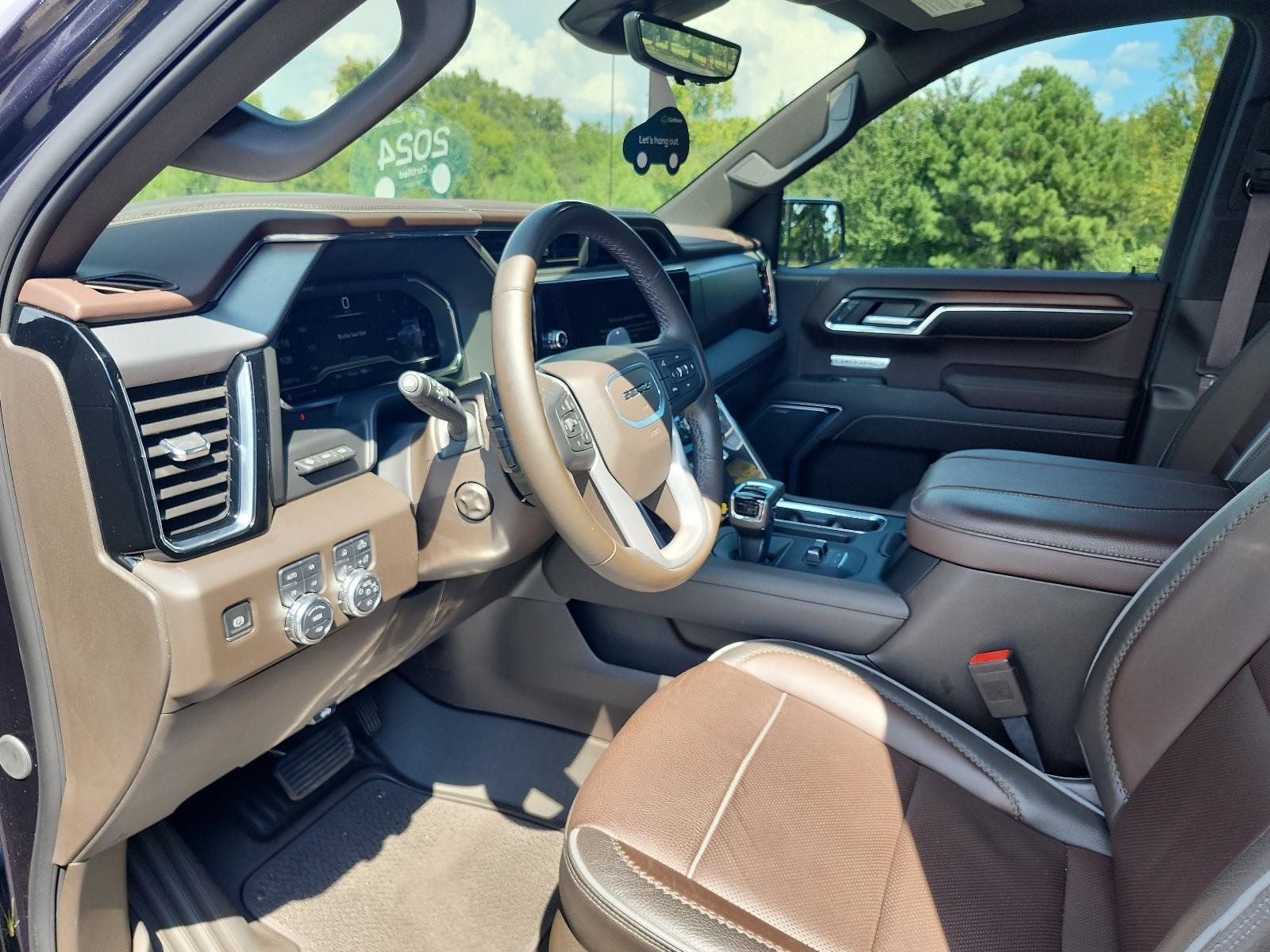 Certified 2024 GMC Sierra 1500 Denali w/ Denali Reserve Package AWD/4WD image 17