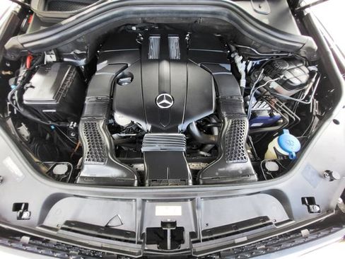 Used 2017 Mercedes-Benz GLS 450 4MATIC image 11