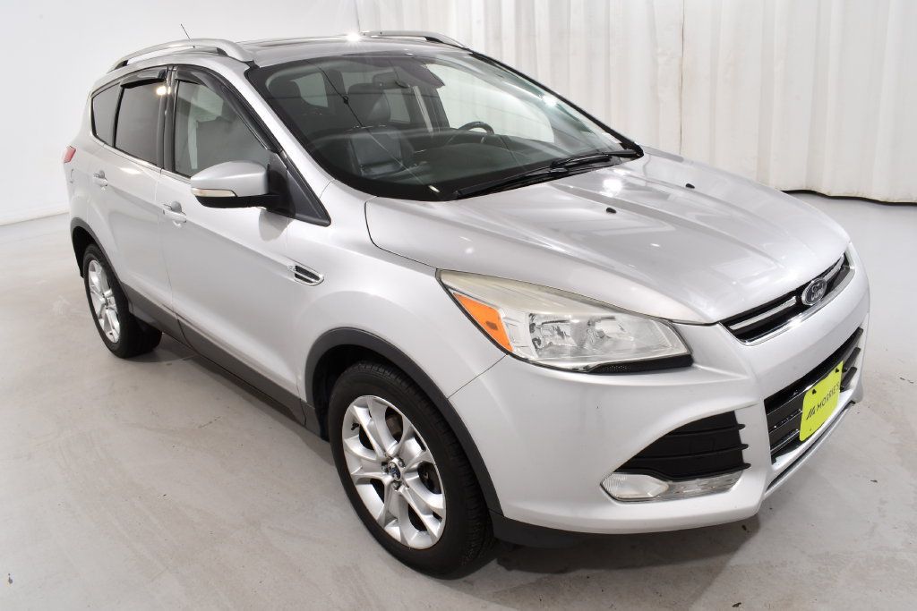 Used 2016 Ford Escape Titanium AWD/4WD image 5