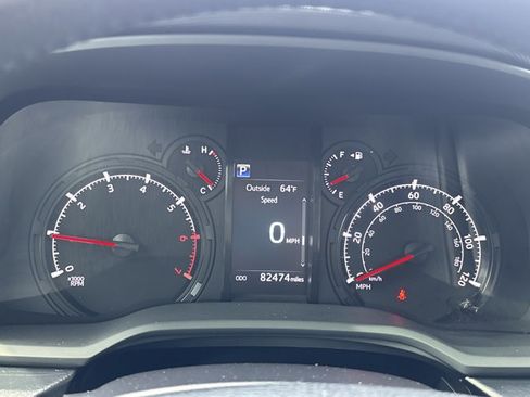 Used 2022 Toyota 4Runner SR5 Premium w/ Moonroof Package image 24