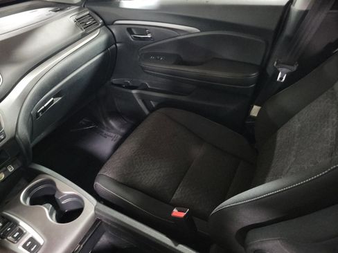 Certified 2023 Honda Ridgeline Sport image 17