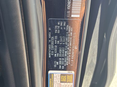 Certified 2026 Kia Carnival FWD image 30
