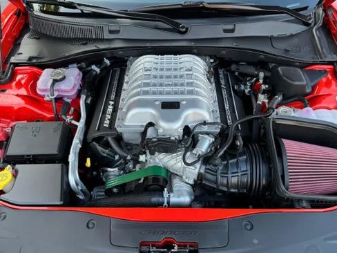 Used 2023 Dodge Charger SRT Hellcat RWD image 6