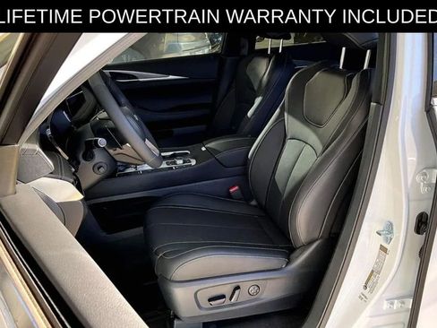 Certified 2026 INFINITI QX60 Luxe image 9