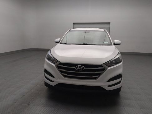 Used 2018 Hyundai Tucson SE image 15