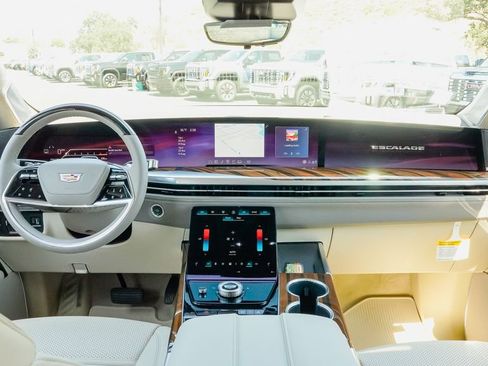 New 2026 Cadillac Escalade Platinum Sport AWD/4WD image 12
