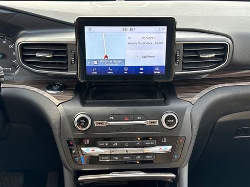 Used 2020 Ford Explorer Limited w/ Class III Trailer Tow Package image 25