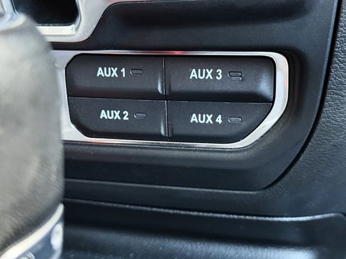 Used 2023 Jeep Wrangler Sahara w/ LED Lighting Group AWD/4WD image 12