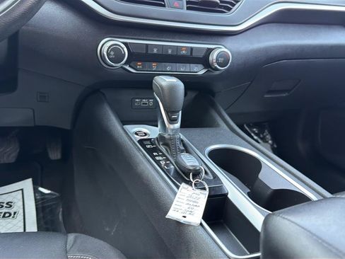 Used 2022 Nissan Altima 2.5 SV FWD image 22