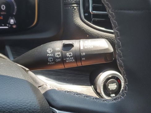 Used 2022 Jeep Wagoneer Series III image 24