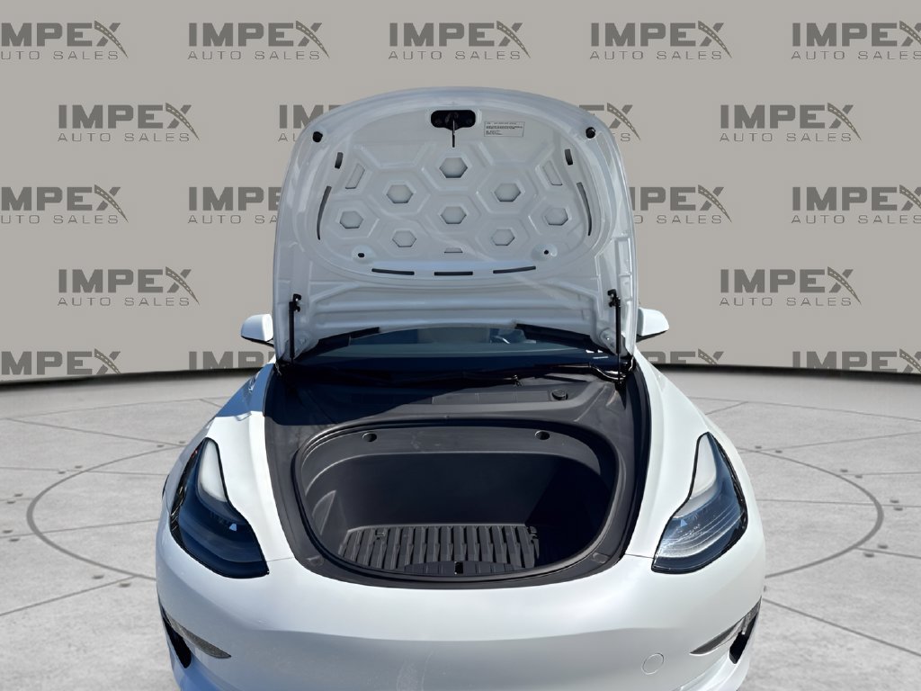 Used 2023 Tesla Model 3 Standard Range RWD image 29