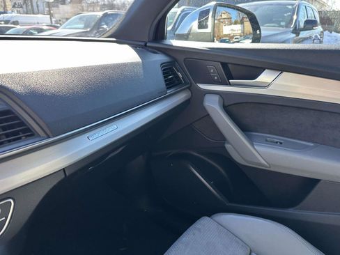 Used 2019 Audi SQ5 Premium image 27